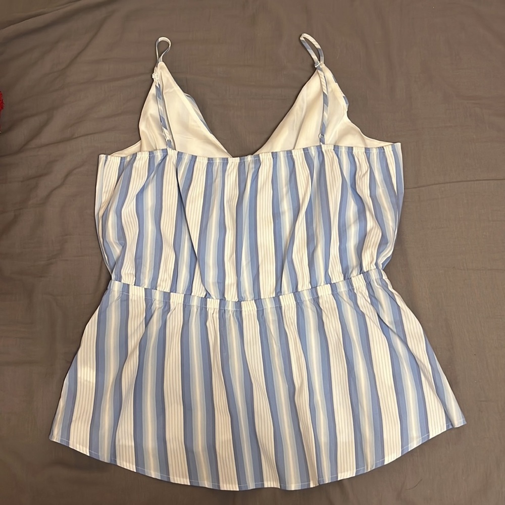 Express top - Picture 3 of 5